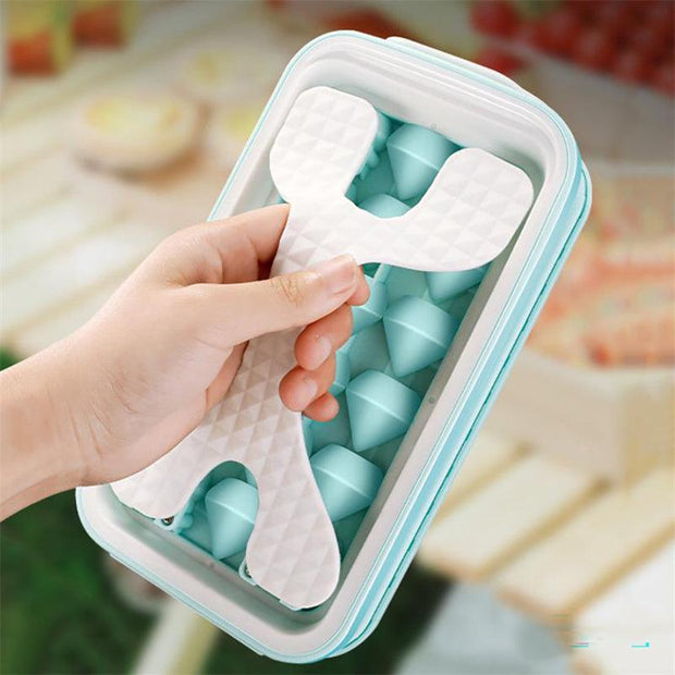 2in1 Portable Silicone Ice Ball Mold Ice Maker Water Bottle Ice Cube Mould Bottle Creative Ice Ball Diamond Curling Summer Kitchen Gadgets - Deck Em Up